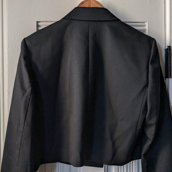 Theory Cropped Blazer - Size 12, Black, Wool, NWT - Picture 5 of 9